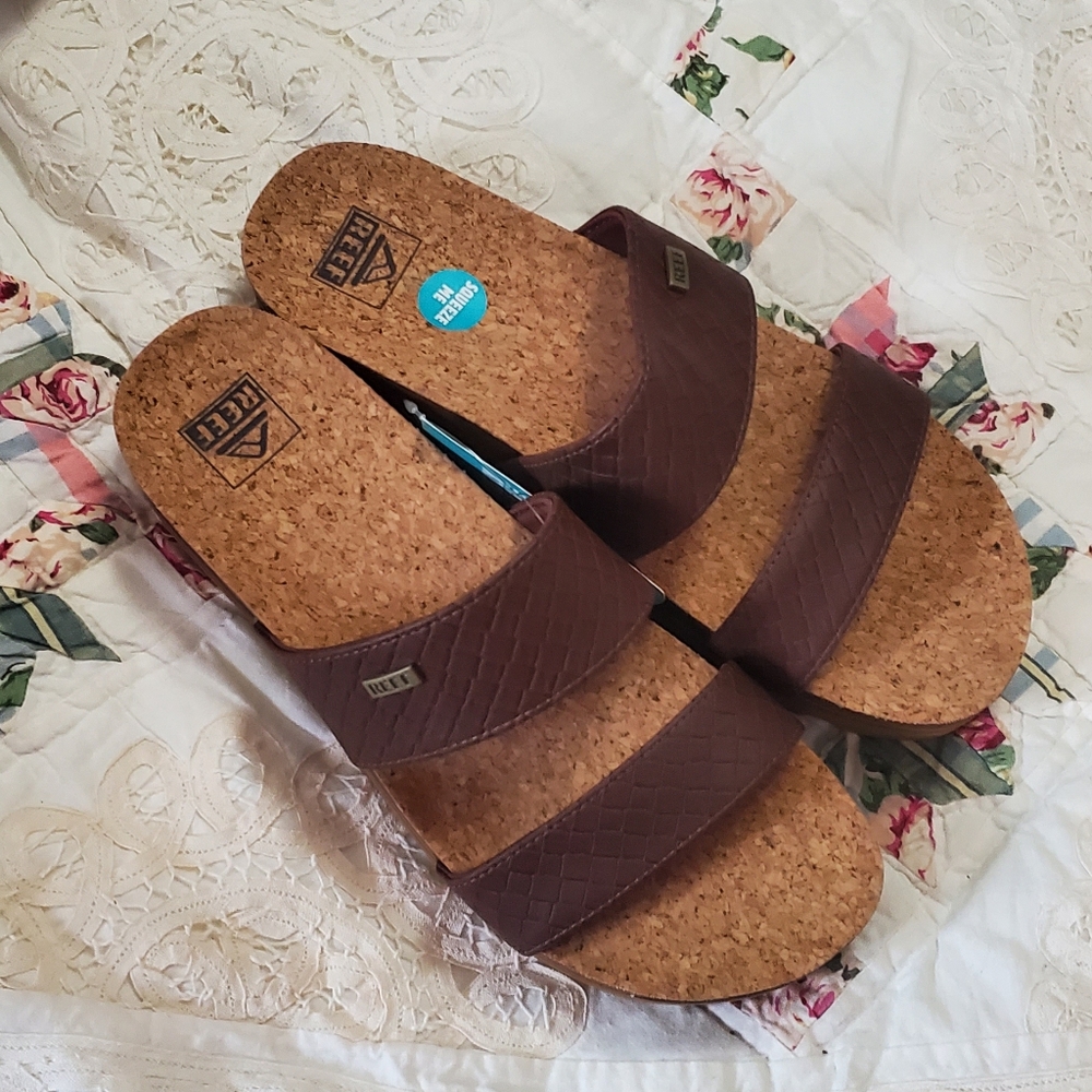 Teva Brown Sandals - Picture 10 of 14